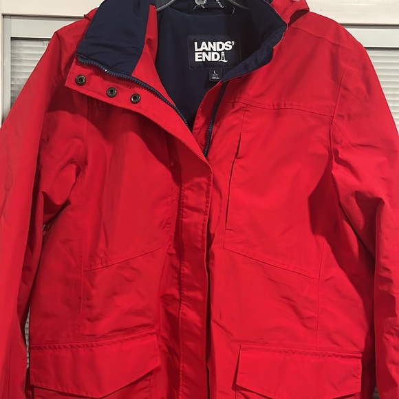 lands End beautiful red women’s all weather coat, NWOT, size 14-16. - Picture 5 of 7